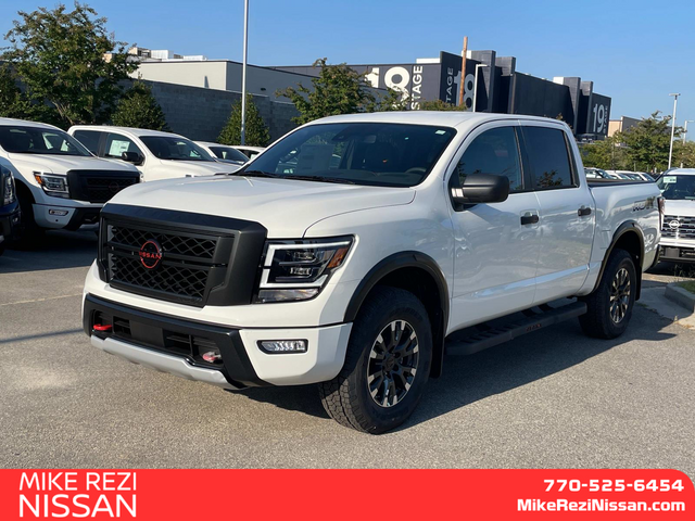 2024 Nissan Titan PRO-4X 5