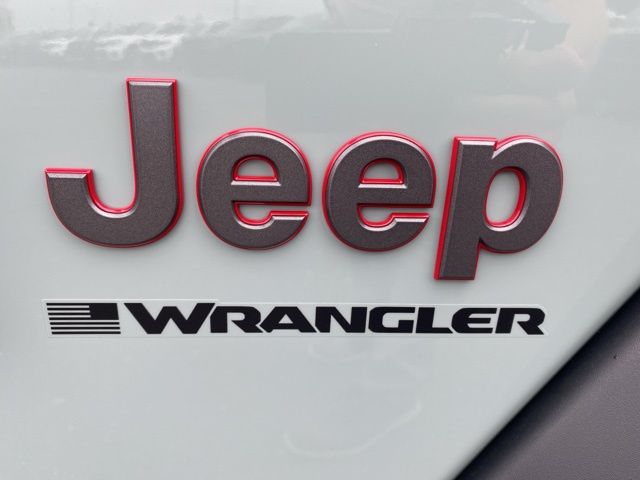 2024 Jeep Wrangler Rubicon 6