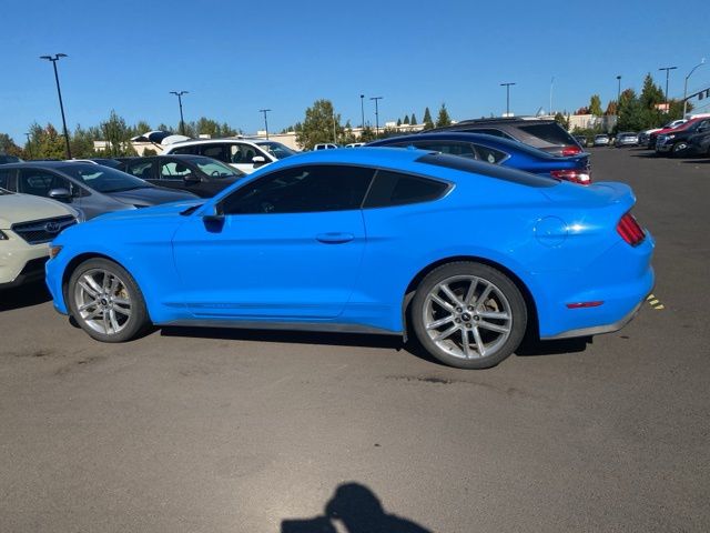 2017 Ford Mustang EcoBoost Premium 8