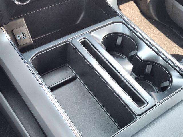 2024 Iconic Silver Metallic Ford F-150 XLT RWD Truck