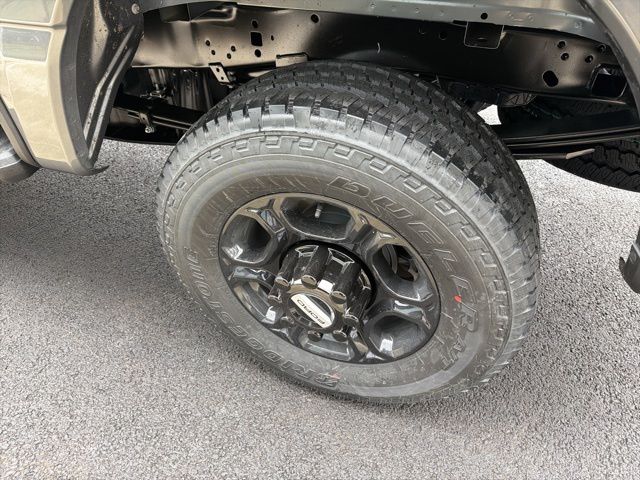 New 2026 Gray Ford XL image 6