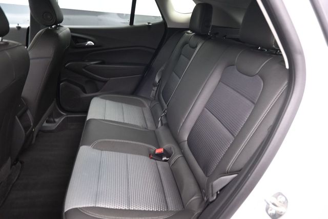 Used 2025 Chevrolet Trax SUV
