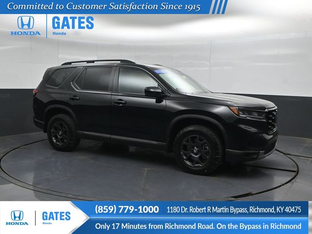 Crystal Black Pearl 2025 Honda Pilot SUV / Crossover All-Wheel Drive Automatic