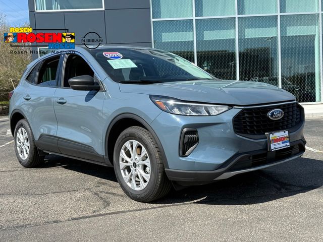 Vapor Blue Metallic 2023 Ford Escape Active AWD SUV / Crossover All-Wheel Drive 8-Speed Automatic