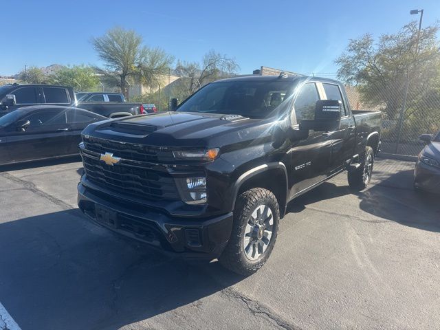 2024 Chevrolet Silverado 2500HD Custom Crew Cab RWD