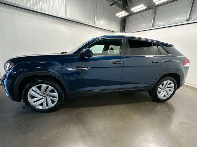 2020 Volkswagen Atlas Cross Sport 2.0T SE w/Technology Blue at Sutliff Volkswagen