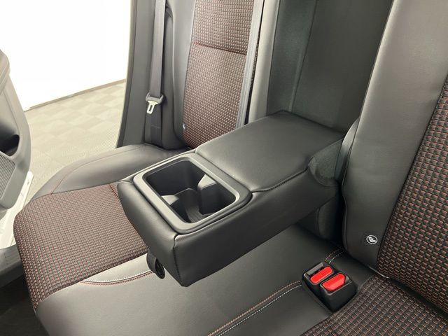 2025 Aspen White Tricoat Nissan Kicks SR FWD SUV