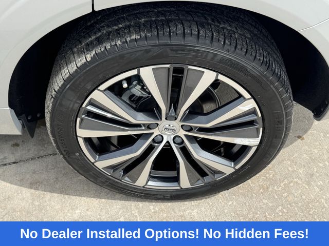 2022 Volvo XC60 B5 Momentum - 7