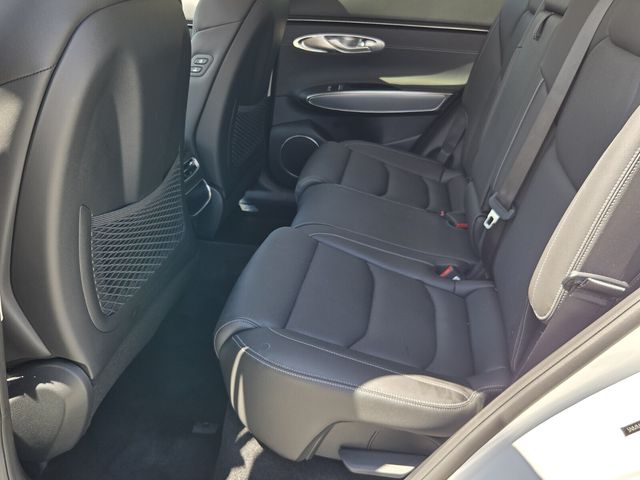 2024 Genesis Gv70 - $38,990