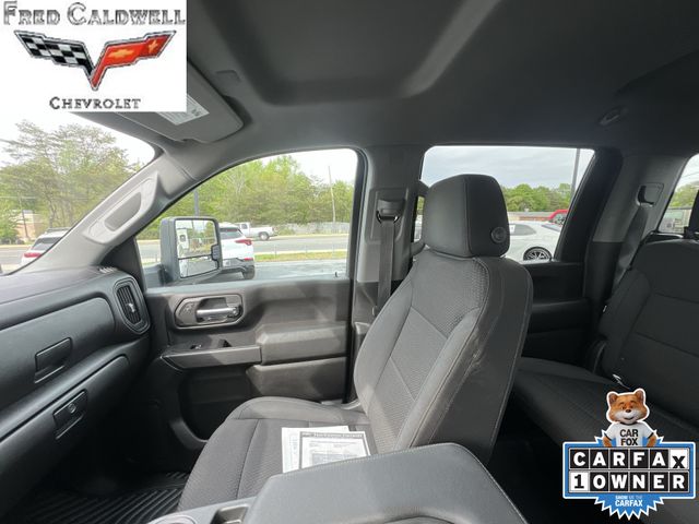 ChevroletSilverado 2500HD12