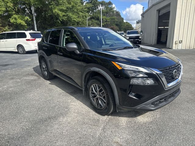 Used 2021 Black Nissan S image 3