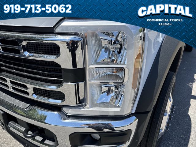 New 2025 White Ford XLT 16FT FLATBED image 13