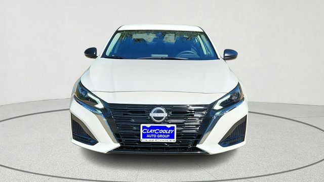 2025 Nissan Altima