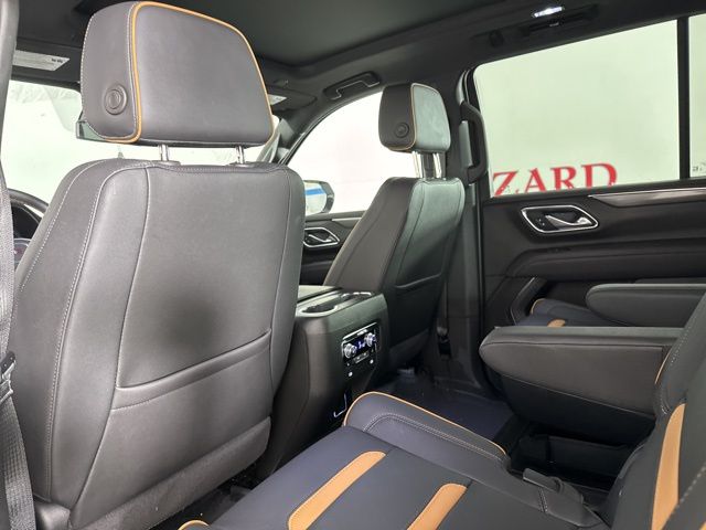 2024 Sterling Metallic GMC Yukon AT4 4X4 SUV