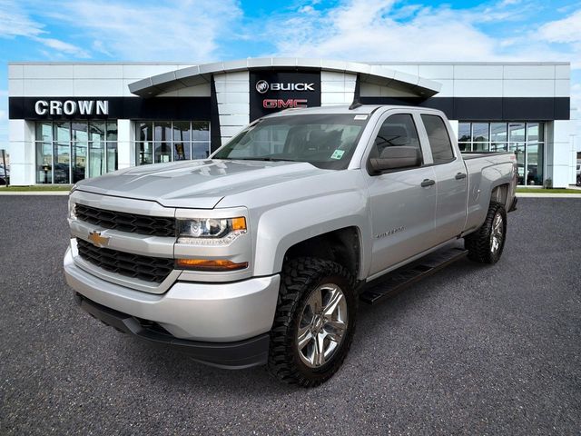 Silver Ice Metallic 2018 Chevrolet Silverado 1500 Pickup Truck Four-Wheel Drive 6-Speed Automatic Overdrive