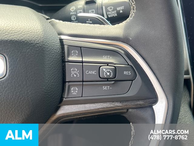 Used 2025 White Jeep Limited image 32