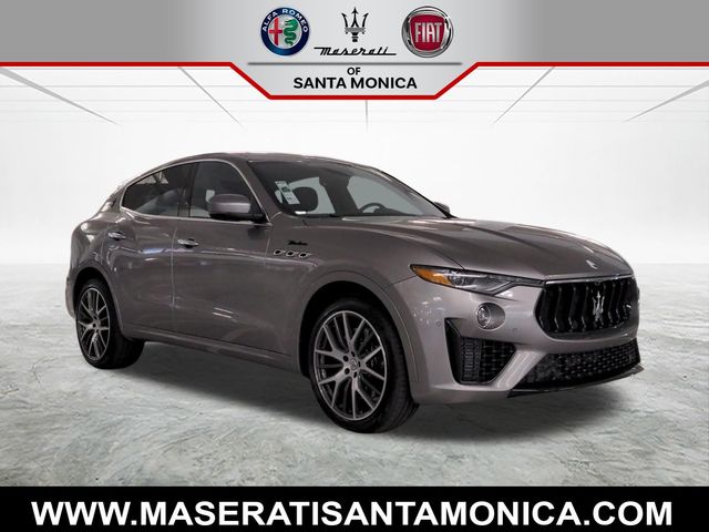 Grigio Metallic 2022 Maserati Levante SUV / Crossover All-Wheel Drive 8-Speed Automatic