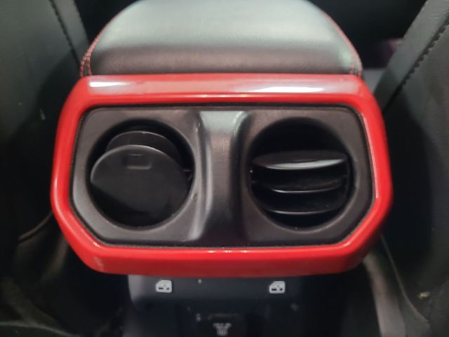 2021 – Jeep – Wrangler