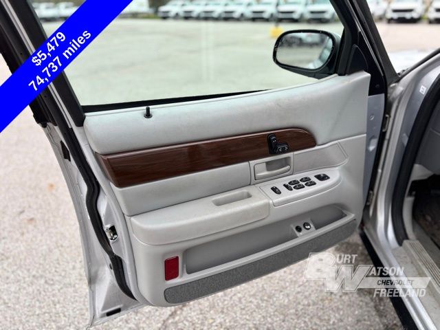 2003 Mercury Grand Marquis LS Premium photo