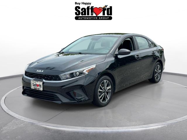 2023 Kia Forte LXS FWD