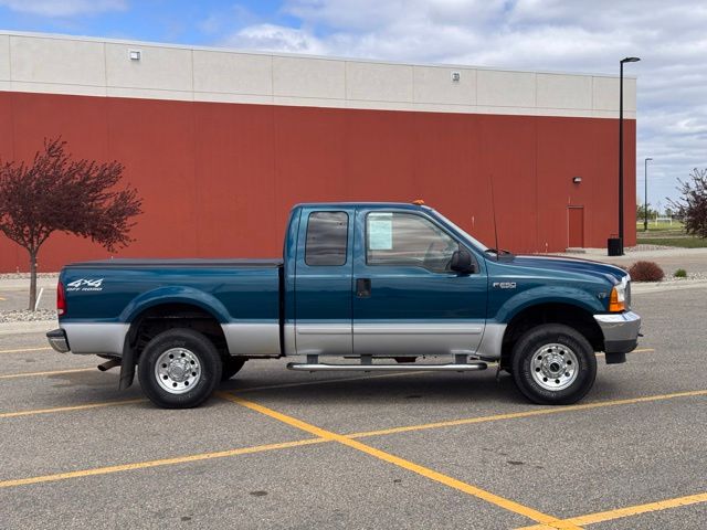 2001 Ford F-250 Super Duty XLT