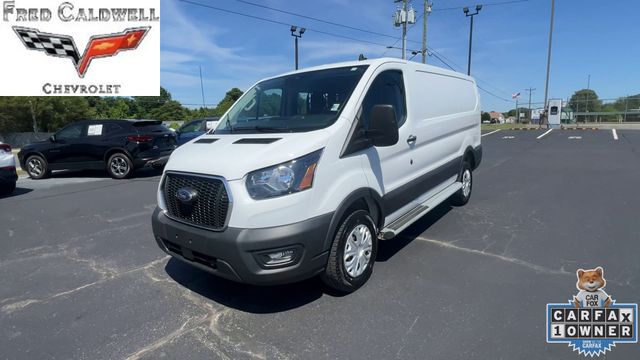 FordTransit-2504