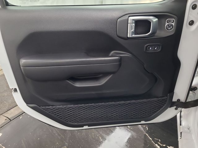 2021 – Jeep – Wrangler