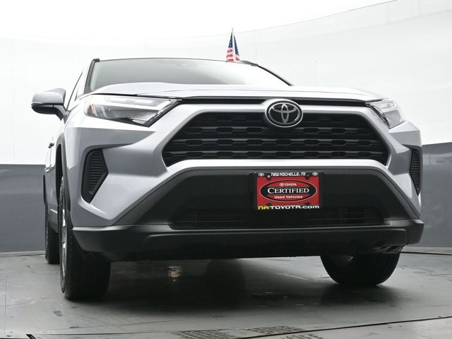 2024 Toyota RAV4 XLE 38