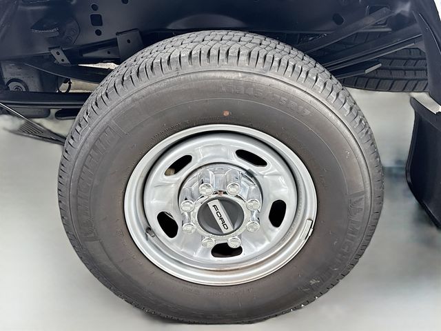 2019 Oxford White Ford Super Duty F-350 SRW XL 4X4 Truck