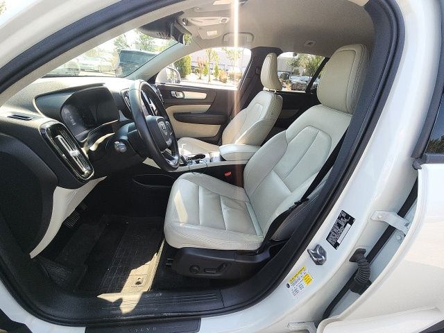 Used 2019 Volvo XC40 SUV