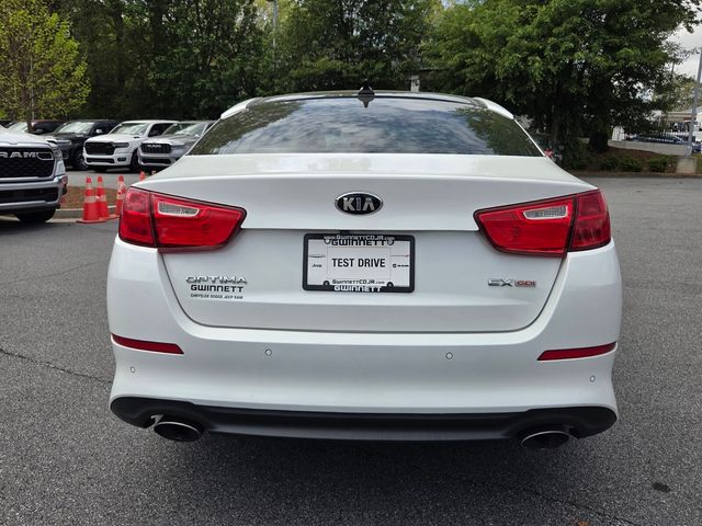 Used 2015 White Kia EX image 7
