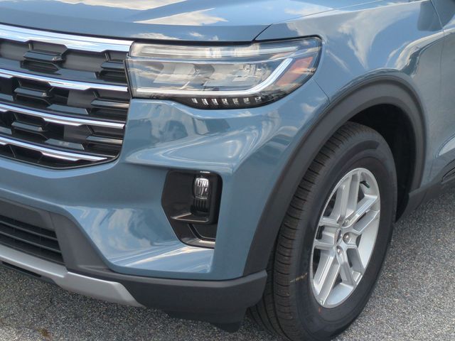 New 2026 Vapor Blue Metallic Ford Active image 10