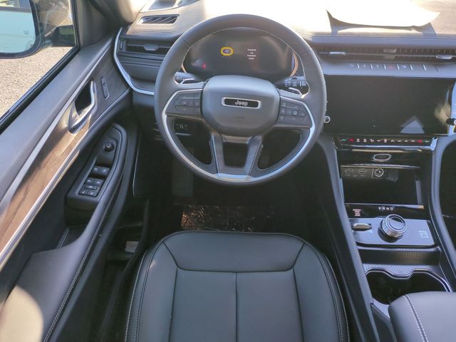new 2026 Jeep Grand Cherokee car, priced at $43,550