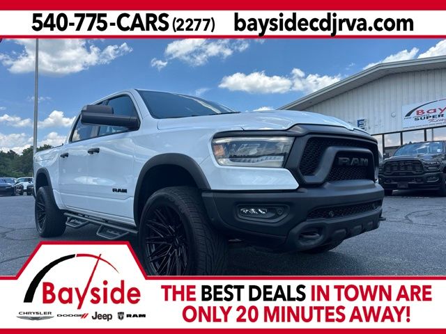 Bright White Clearcoat 2024 RAM 1500 Pickup Truck Four-Wheel Drive 8-Speed Automatic