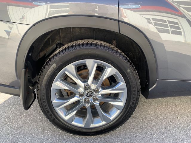 Used 2023 Toyota Highlander SUV
