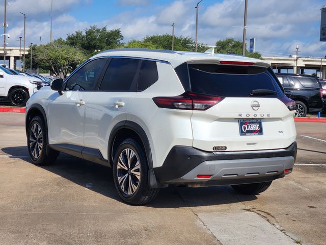 2022 Nissan Rogue SV - 4