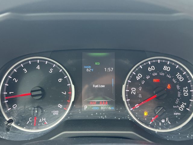 Used 2022  Toyota XLE image 25
