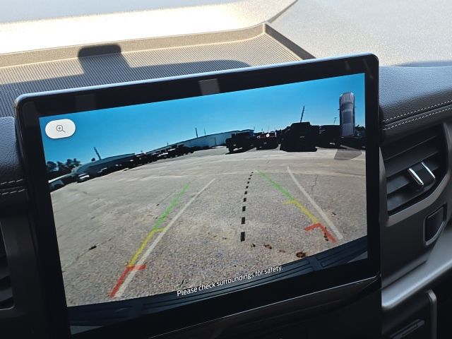 2024 Ford Expedition XLT:B02304