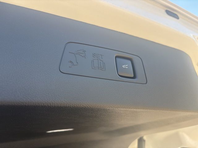 2026 White Metallic Lincoln Corsair Reserve AWD SUV