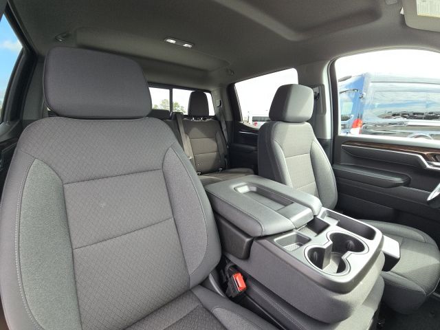 2024 GMC Sierra 1500 SLE:C02559