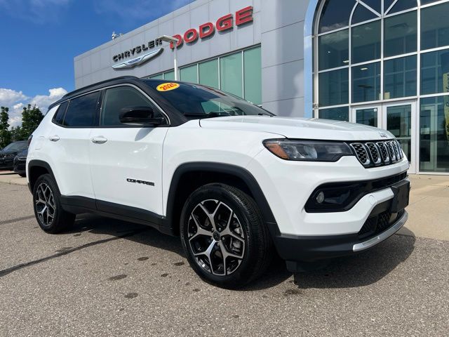 2025 Jeep Compass Limited - Bright White Clearcoat exterior view 3