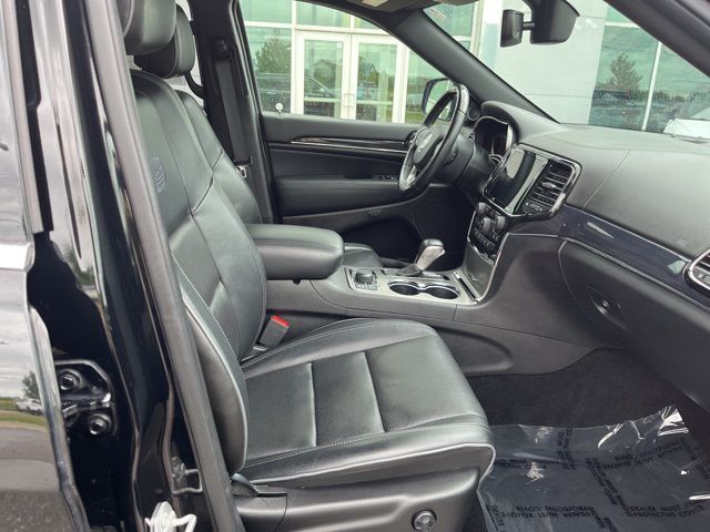 2021 Jeep Grand Cherokee Overland - Diamond Black exterior view 19