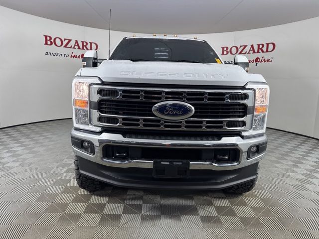 2024 Oxford White Ford Super Duty F-350 DRW XLT 4X4 Truck
