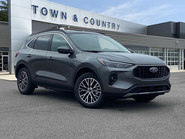Carbonized Gray Metallic 2025 Ford Escape Hybrid Plug-in SUV / Crossover Front-Wheel Drive Continuously Variable Transmission