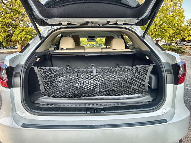 Used 2022 White Lexus 350 image 22