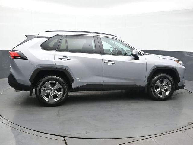 2024 Toyota RAV4 XLE 7