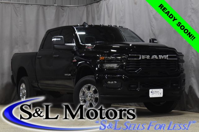 2025 RAM 2500 Big Horn Crew Cab 4WD