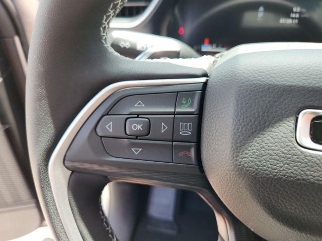 New 2025 Silver Jeep Altitude X image 12