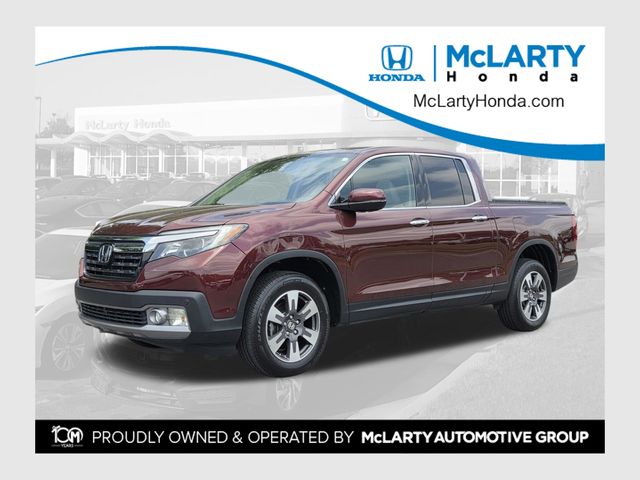 Red (Deep Scarlet Pearl) 2017 Honda Ridgeline Pickup Truck All-Wheel Drive 6-Speed Automatic