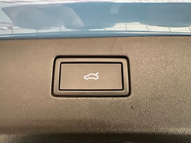 Used 2025 Volkswagen Tiguan SUV